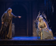 Wotan - Mark Delavan  :  Allyson McHardy - Fricka   Photo David Cooper
